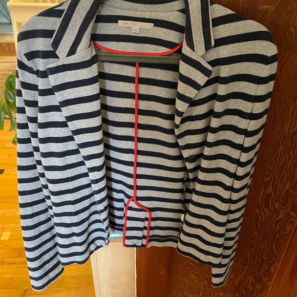 Blazer - Picture 1 of 3